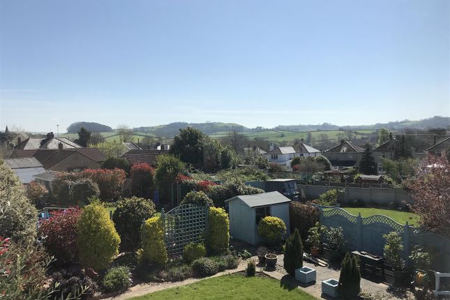 9, Ridgeway, Bridport photo 2