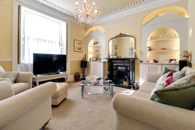 Torridge House, 4, Buttgarden Street, Devon photo 2