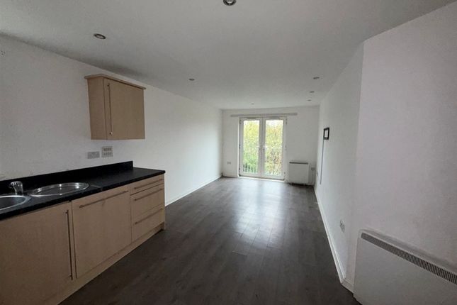 Elmira Way, SALFORD photo 2