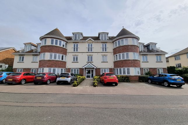 Thumbnail Property to rent in Collingwood Road, Clacton On Sea, Essex