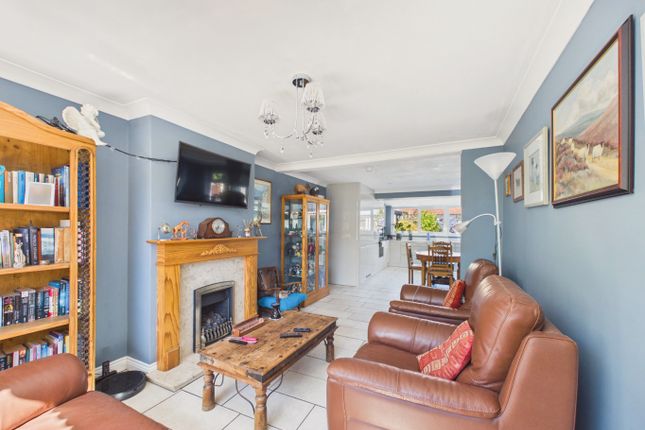 14, Church Lane, Burstwick, Hull, East Riding Of Yorkshire, HU12 9ER photo 3