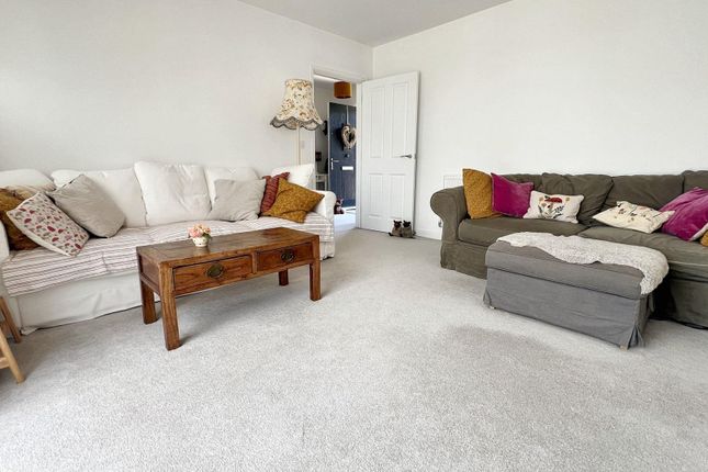 5, Lime Close, Chard photo 2