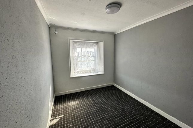 Flat to rent in Watling Street, Witherley, Atherstone