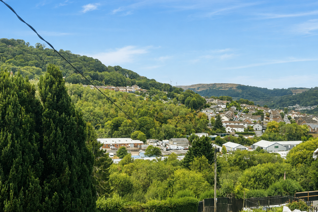 42, Llantrisant Road, Pontypridd photo 2