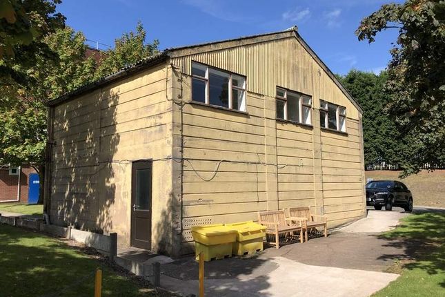 Office to let in Spring Road, Ettingshall, Wolverhampton