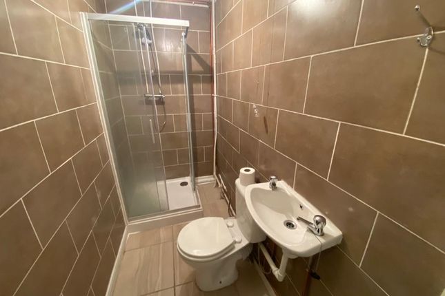 Room 6, 52 Holbrook Lane, Coventry photo 3