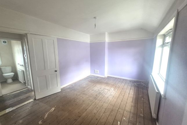 45, Foxholes Avenue, Hertford photo 5