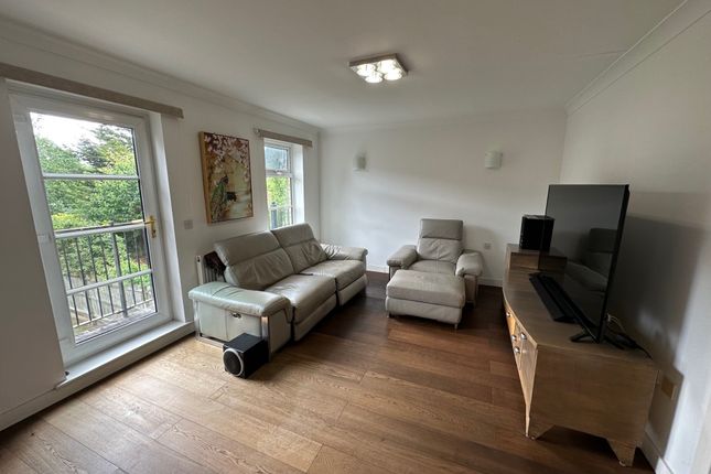 5 B, Goodhall Close, Stanmore photo 2