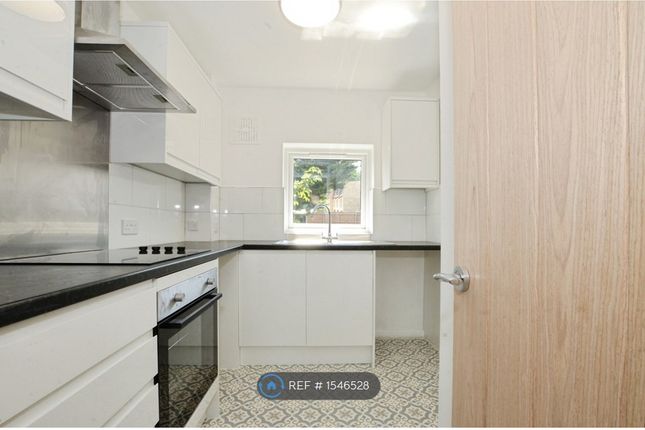 Moorside, Stratford Way, Hemel Hempstead photo 4