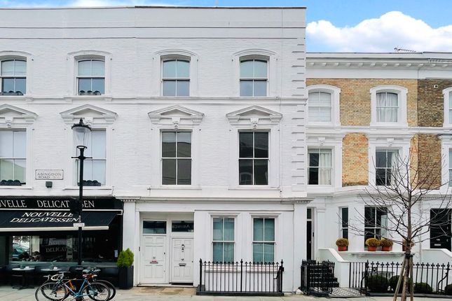 Town house for sale in Abingdon Road, London