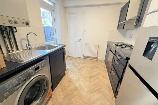 74 VANSITTART ROAD, LONDON photo 2