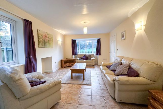 2 The Cottage, Castle Inn Road, Congleton photo 2