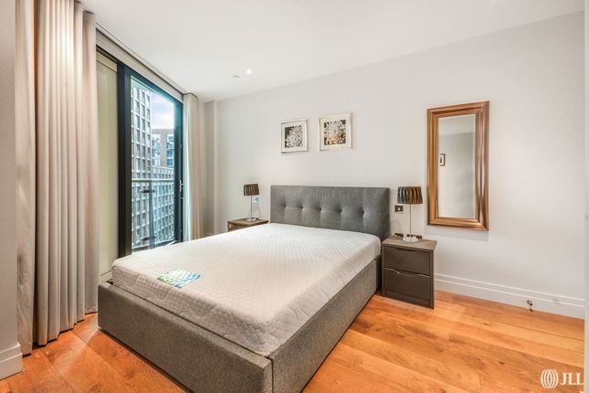 Apartment 33, 2, Riverlight Quay, London photo 4