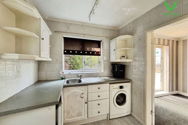 27, Rydal Drive, Crook photo 2