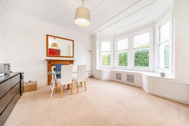 Flat 1, 40, Prebend Gardens, London photo 2