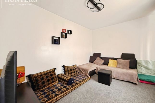 30, Swaithedale, Barnsley photo 4