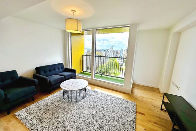 C32 Saxton,, The Avenue, West Yorkshire photo 3