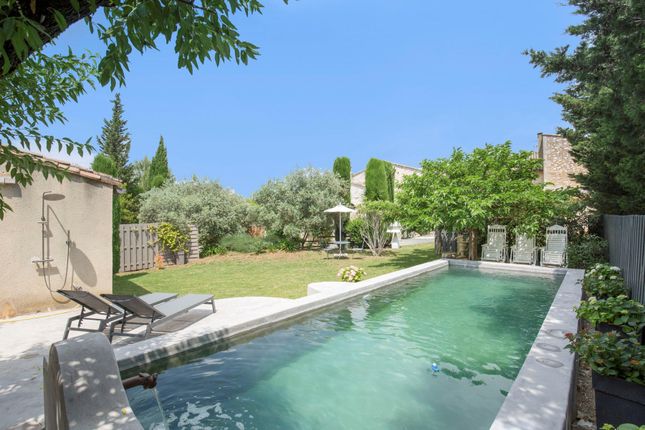 Property for sale in Eygalieres, Bouches-Du-Rhône, Provence-Alpes-Côte d`Azur, France