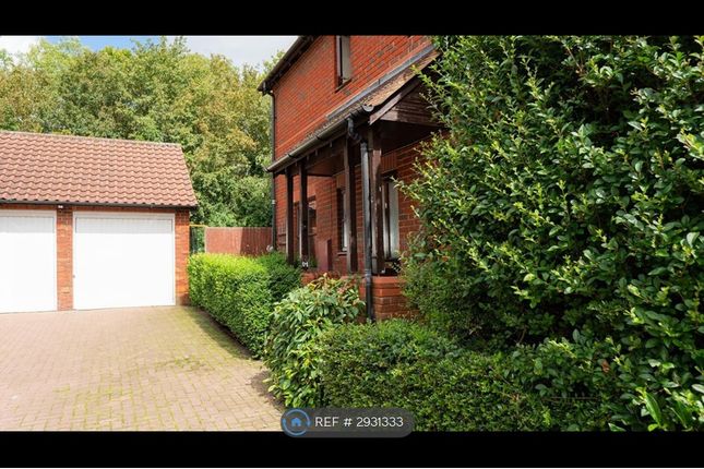 Bignell Croft, Loughton, Milton Keynes photo 3