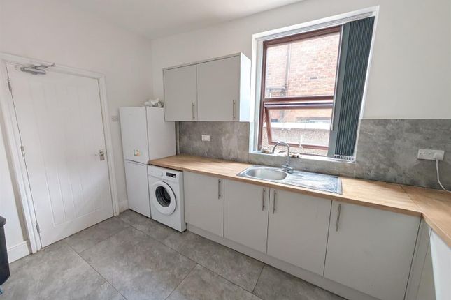 95, Cheetham Road, Manchester photo 3