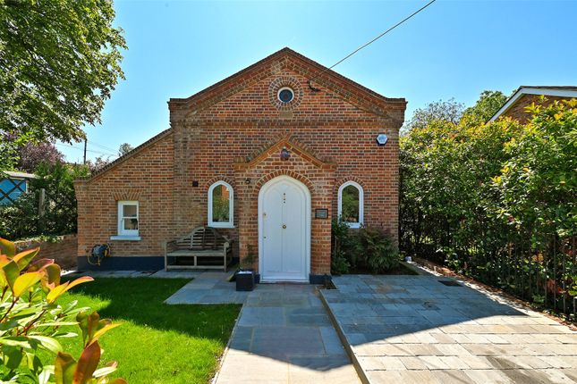 Thumbnail Detached house to rent in Paley Street, Maidenhead