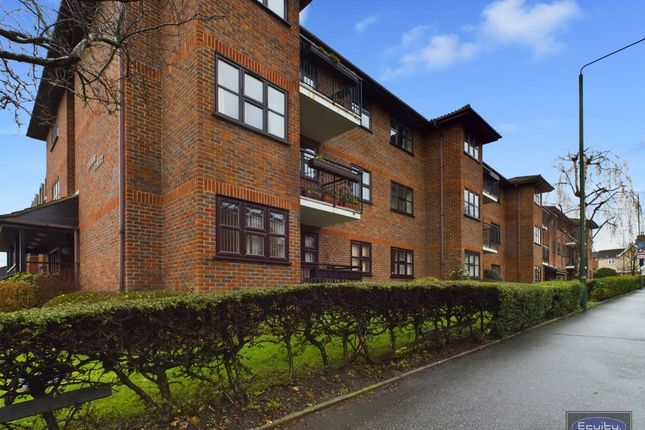 Flat for sale in Hatherley Road, Sidcup, Kent