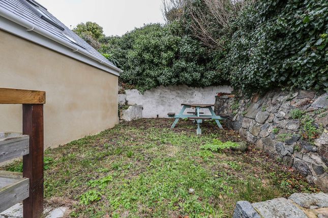 Le Murier Cottage, Le Murier, St Sampson's photo 4