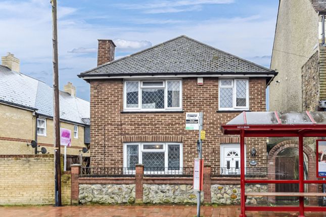 Thumbnail Detached house for sale in Holborough Road, Snodland