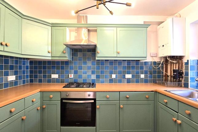 6, Pegasus Close, London photo 5