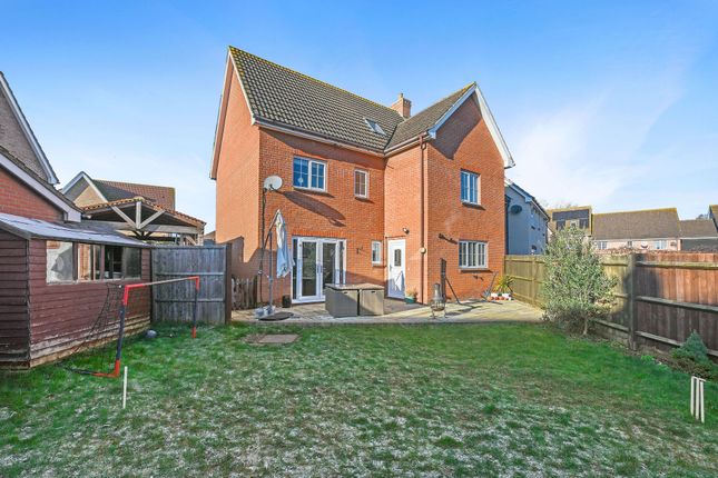 Detached house for sale in Lie Field Close, Braintree