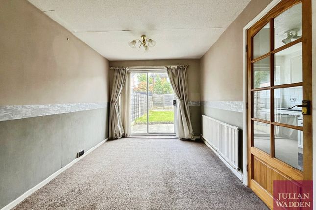 14, Jackson Gardens, Manchester photo 4
