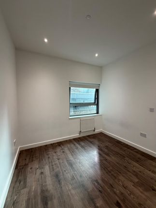 Flat 5, Croydon photo 4