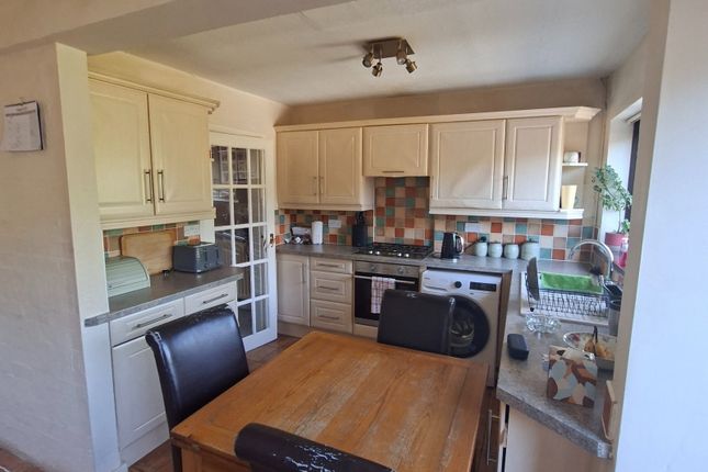 113, Bridgnorth Road, Broseley photo 4