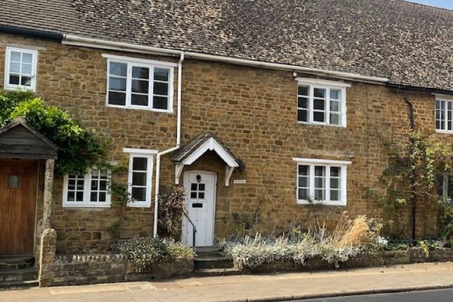 Cottage to rent in Church Street, Bloxham