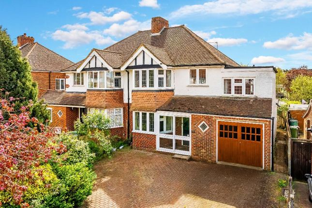4-bed house on 128, Craddocks Avenue, Ashtead, £725,000