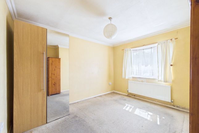 25 Corran Way, South Ockendon, Essex photo 4