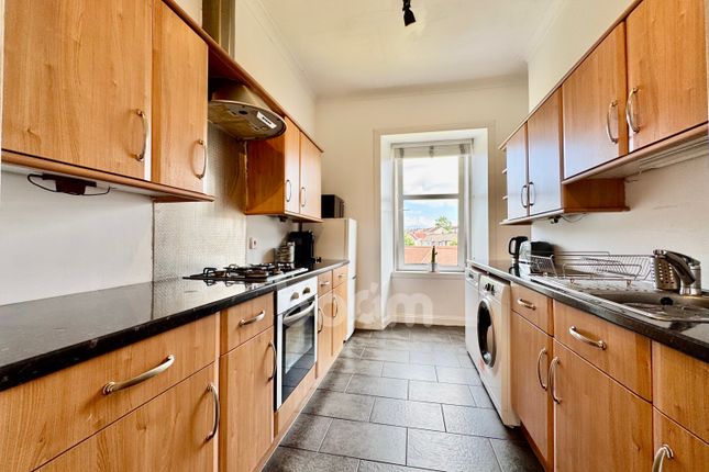 Flat 2/1, 10 Janefield Place, Beith photo 3
