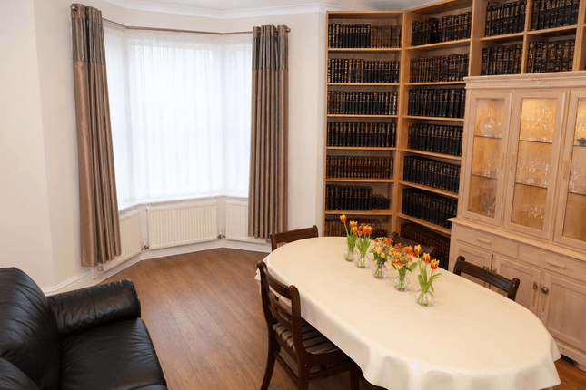 38 Grasmere Street West, Gateshead photo 2