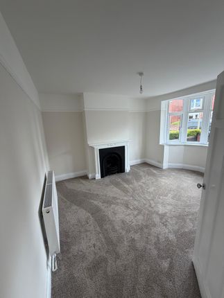 118, Calton Road, Gloucester photo 2