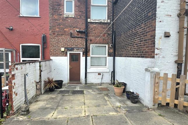 169, Astley Street, Dukinfield photo 5