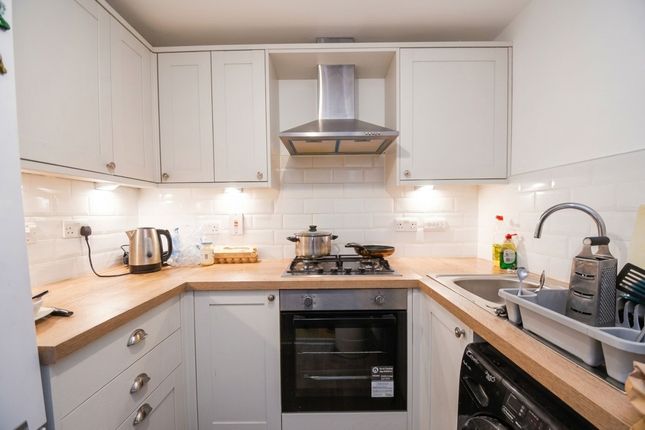 21 Little Bolton Terrace, Salford photo 2