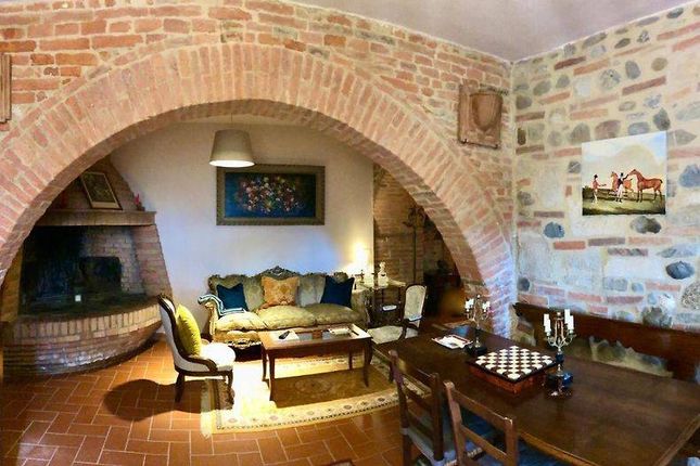 Country house for sale in Asciano, Asciano, Toscana