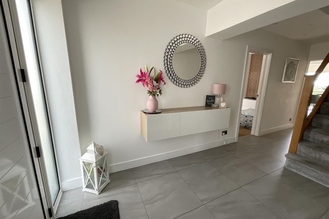 29, Pennant Road, Llanelli photo 3
