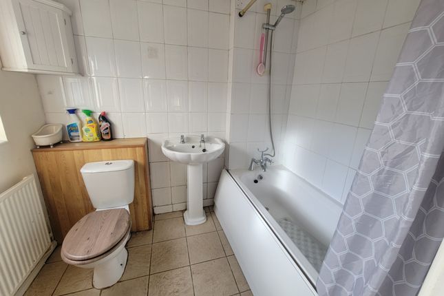 28, Chapel Lane, Great Blakenham, Ipswich, Suffolk, IP6 photo 4