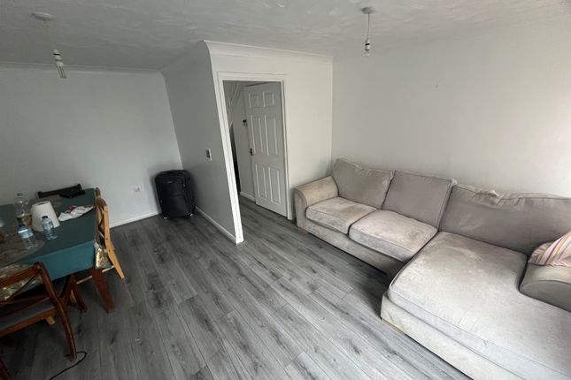 64, Bowmont Way, Hull photo 2