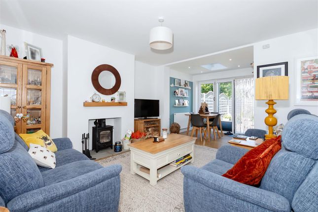 12, Aglaia Road, Worthing photo 2