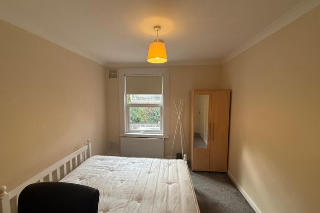 Babington Road, London photo 2