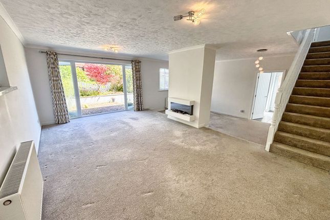 38 Church View, Bridgend photo 2