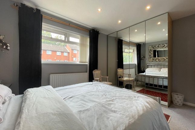 6, Well Close Rise, Leeds photo 3