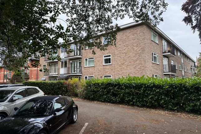 1 Cliffe Court.Jpg